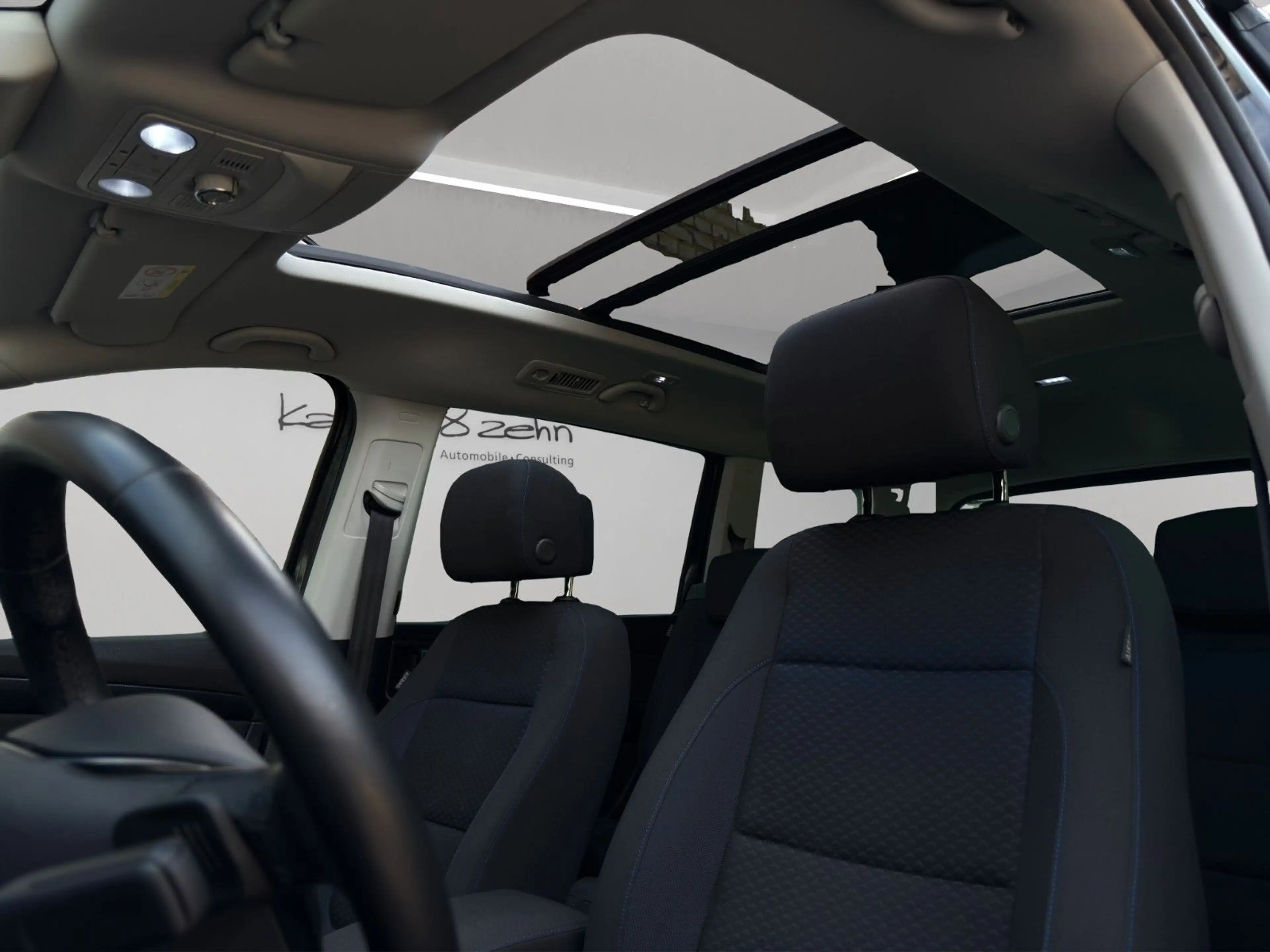 Volkswagen Sharan 2.0 TDI Comfortline United *7-Sitzer* — photo 13