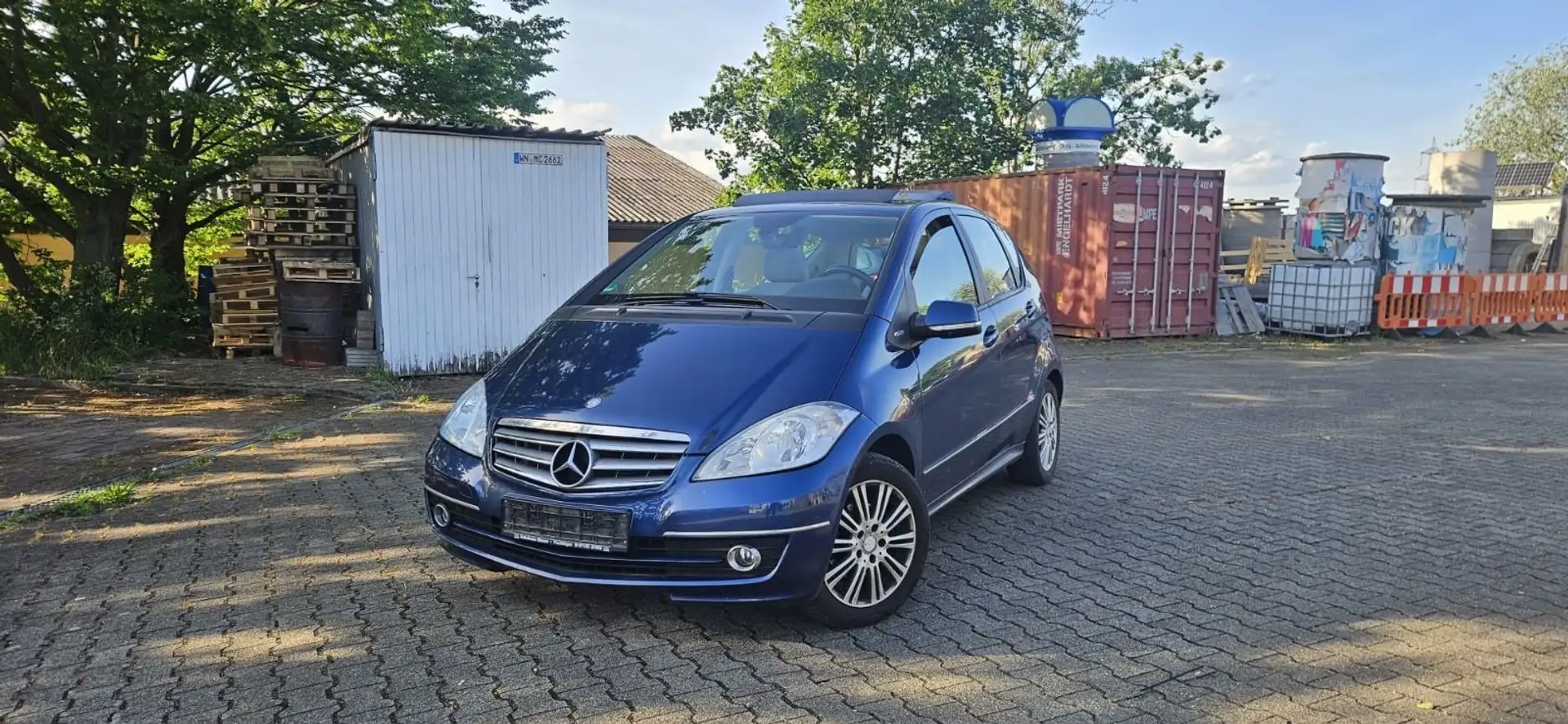 Mercedes-Benz A 180 A -Klasse A 180 Синий - 2