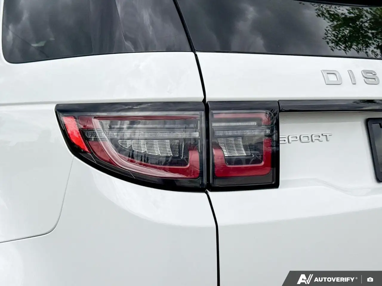 Land Rover Discovery Sport снимка Land Rover Discovery Sport