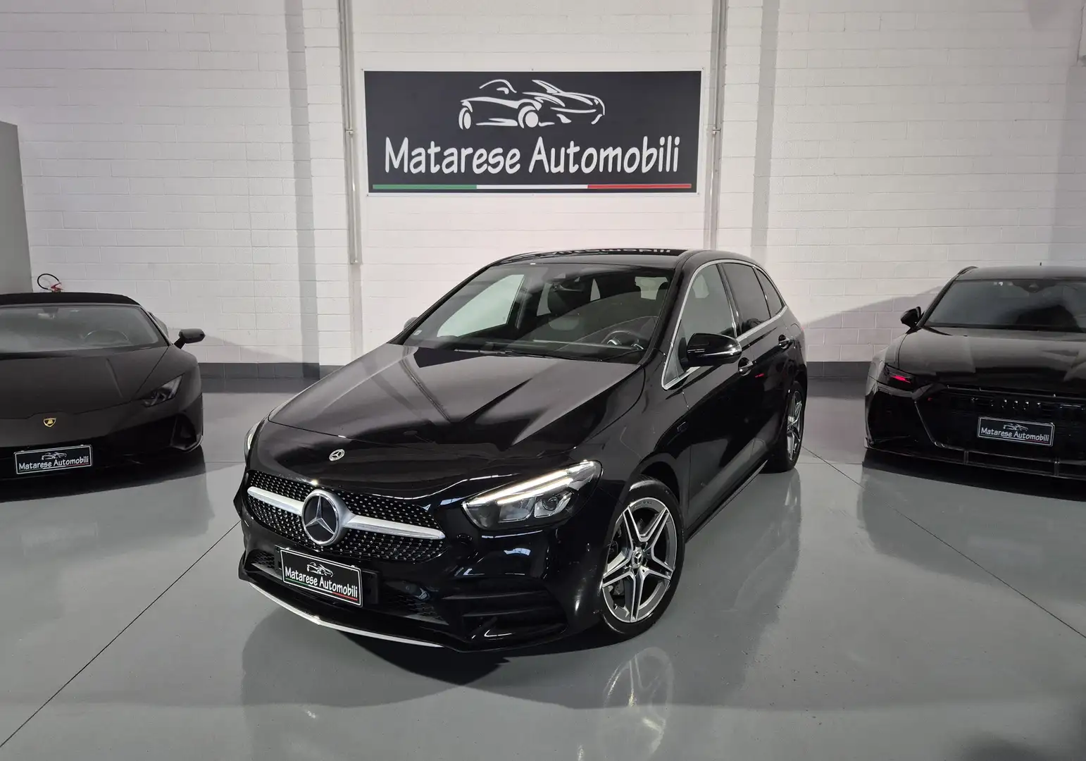 Mercedes-Benz EQB 250 160cv Plug In Hybrid premium AMG Finanziabil Nero - 1