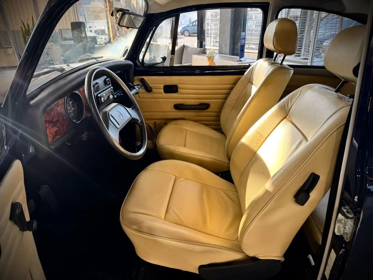 Volkswagen Käfer / Vollleder / Edelholz / Originalzustand, foto 2