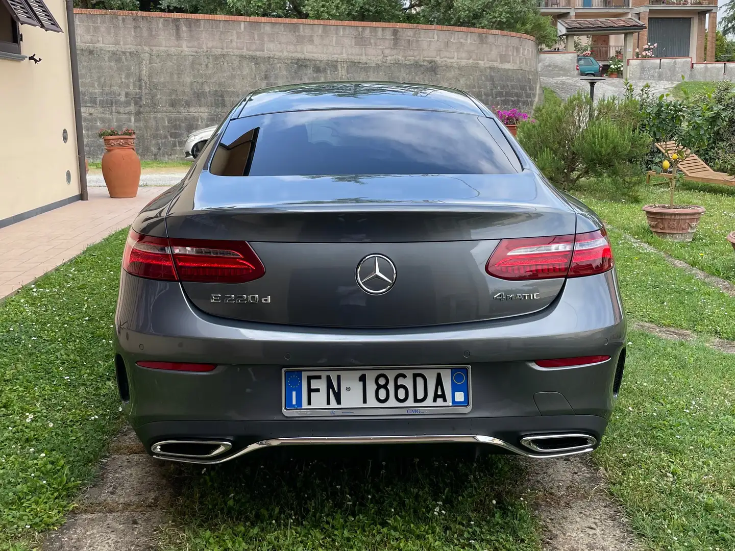 Mercedes-Benz E 220 E Coupe 220 d AMG Line 4matic auto Grigio - 2