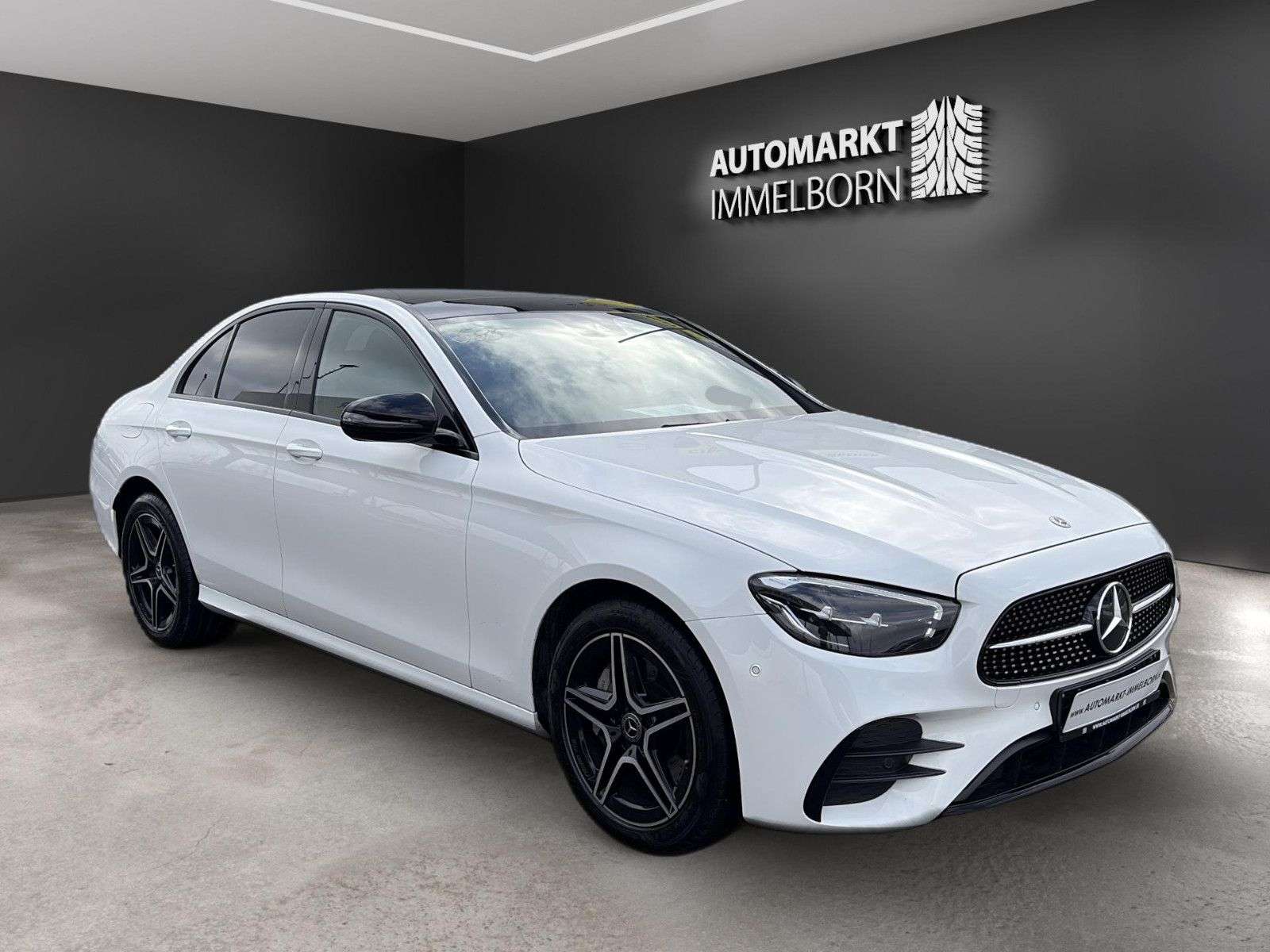 Second hand Mercedes Benz E-Class 300