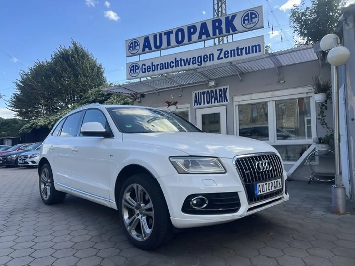 Audi Q5 2.0 TFSI S-Line Quattro**Vollausstattung** Blanc - 1