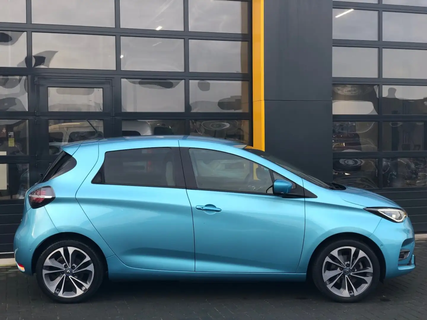 Renault ZOE R135 Intens 52 kWh  Koopaccu 4 % Bijtelling Blauw - 2