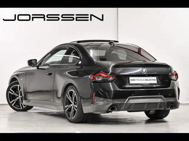BMW 2 Series view 5