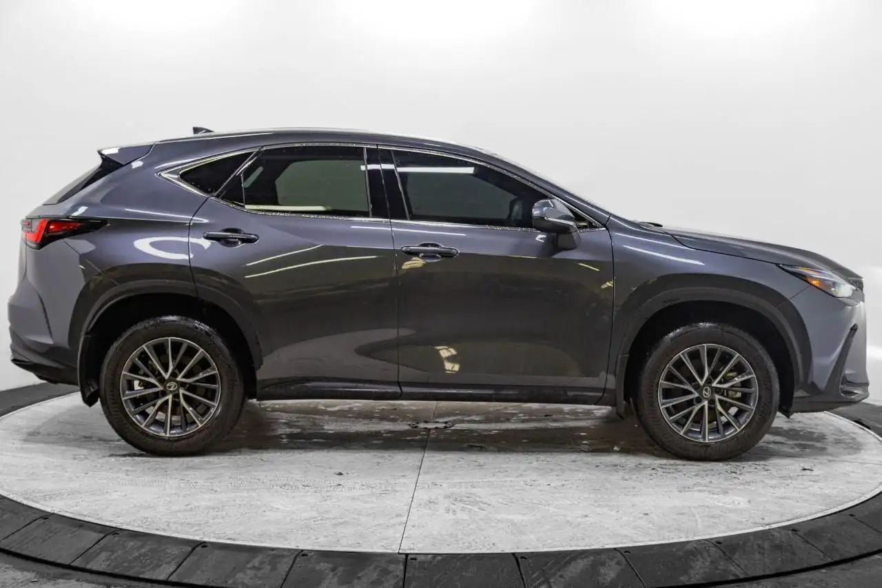 Lexus NX снимка Lexus NX