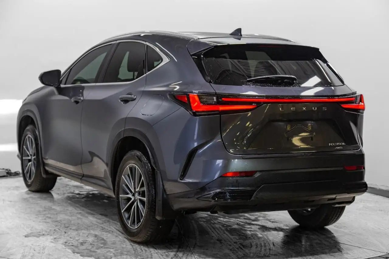Lexus NX снимка Lexus NX