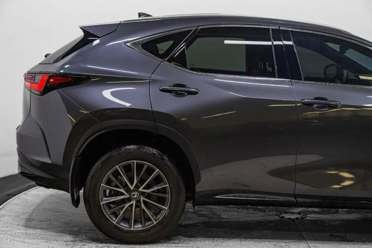 Lexus NX снимка Lexus NX