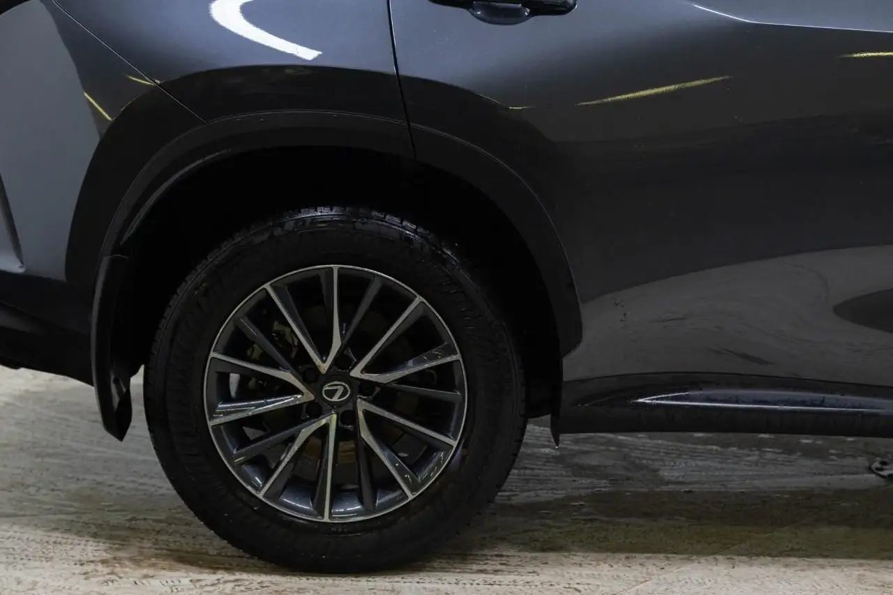 Lexus NX снимка Lexus NX