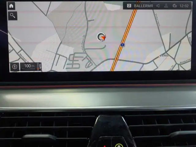 BMW 5 Series view 12