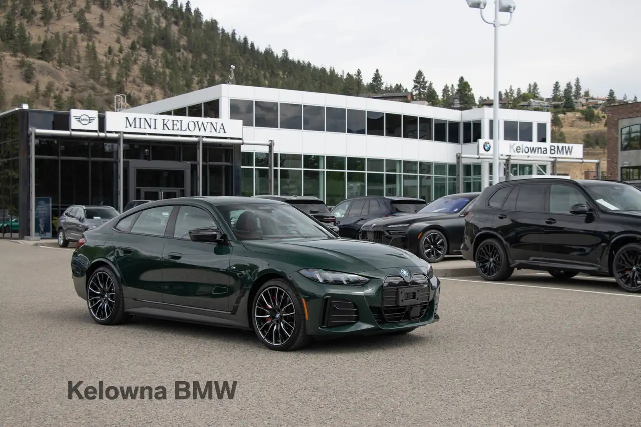 2025 BMW i4