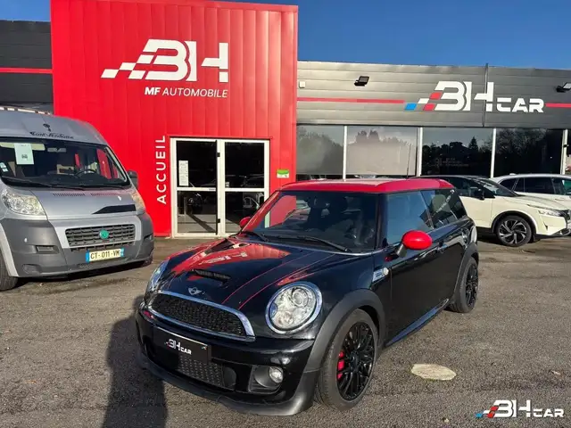 MINI 1.6 i 211 CH JCW