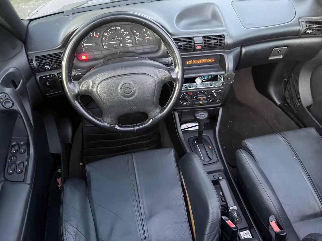 Opel Astra Cabrio 1.6i Bertone Edition Automatik, foto 8