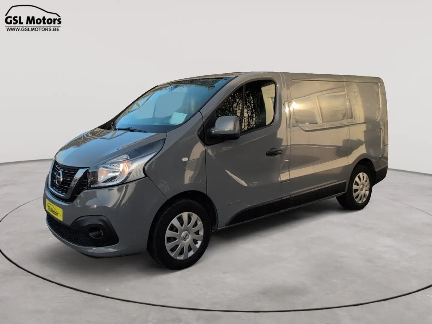 Nissan NV300 1.6dCi 125 gris 01/18 Airco GPS Bluetooth Capteurs Gris - 1