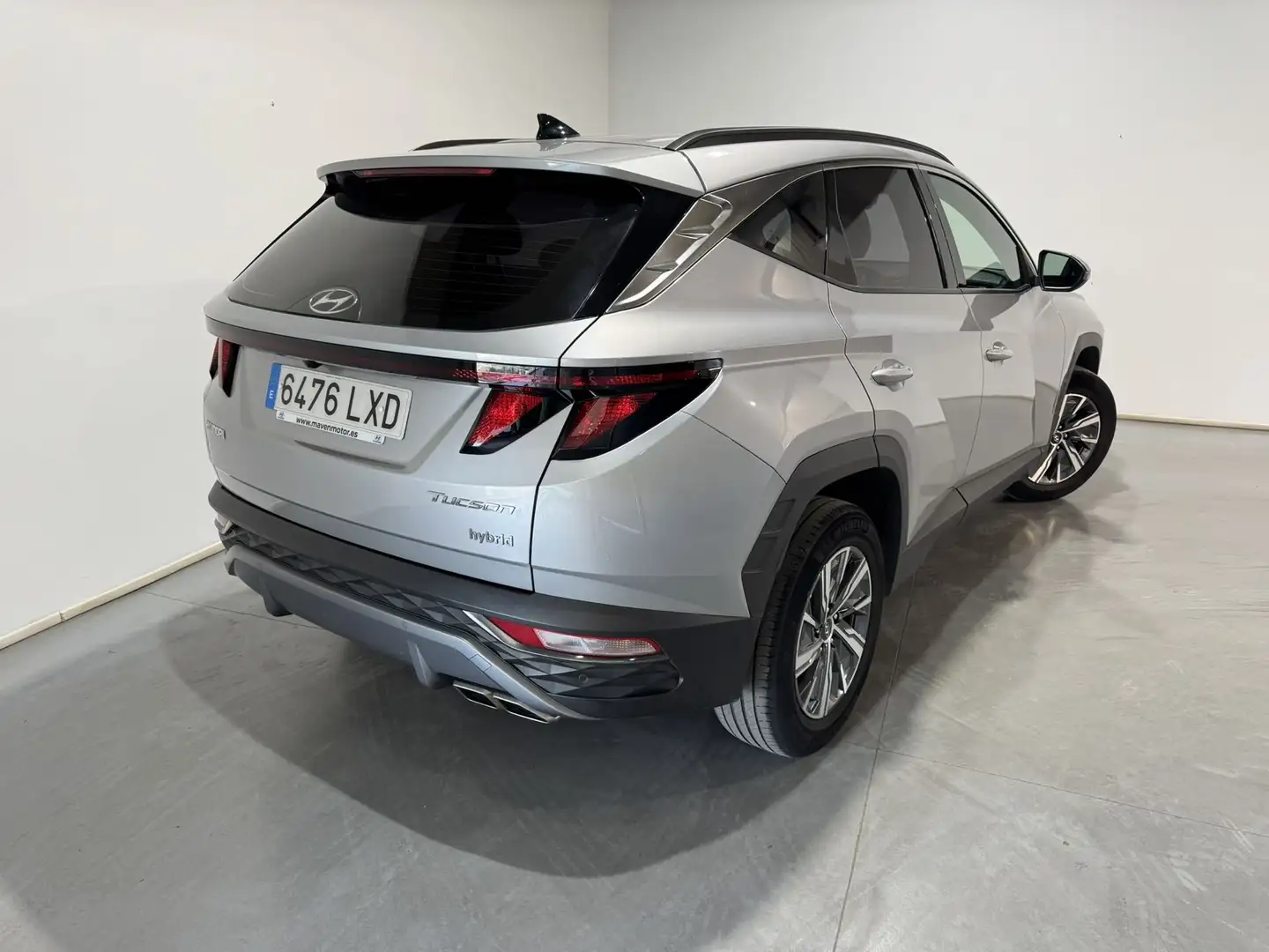 Hyundai TUCSON Híbrido 1.6 TGDI 230cv Auto HEV Maxx Plateado - 2