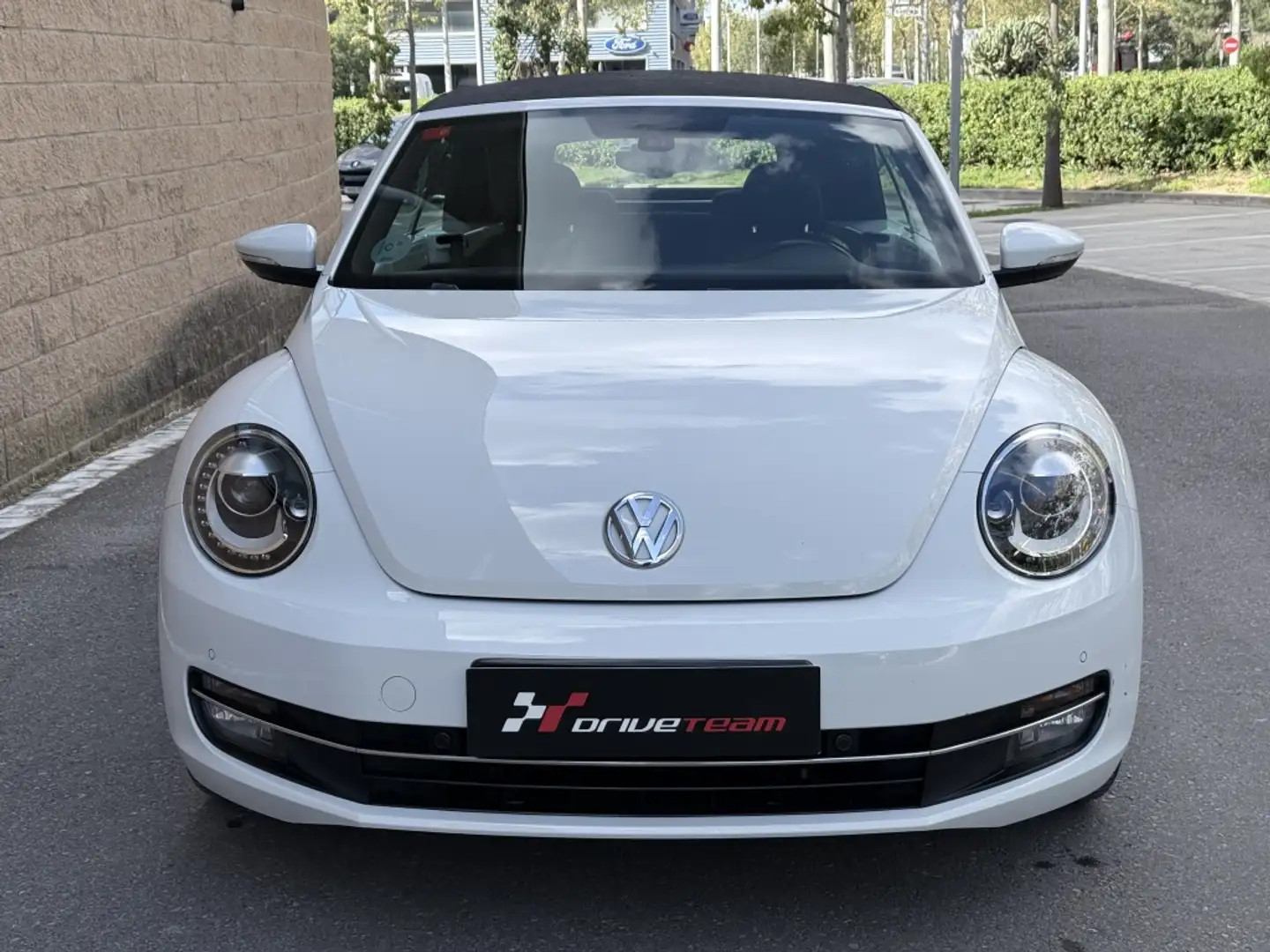 Volkswagen Beetle Cabrio 1.2 TSI Design 105 Blanco - 2