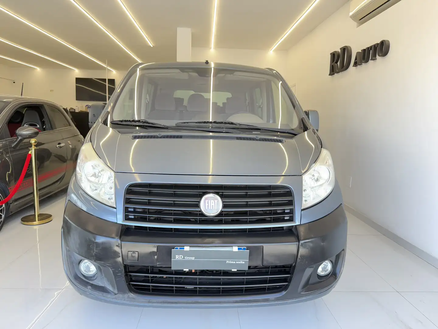 Fiat Scudo 2.0 JTDM Panorama executive 9 posti Grigio - 2