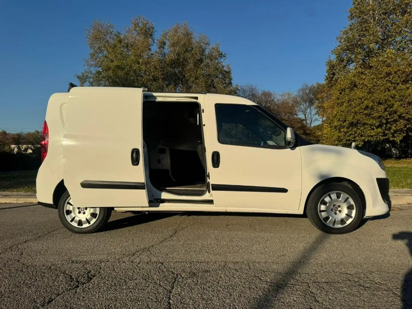Fiat Doblo Doblò 1.4 T-Jet Natural Power PLCargo Maxi Lamier Wit - 2
