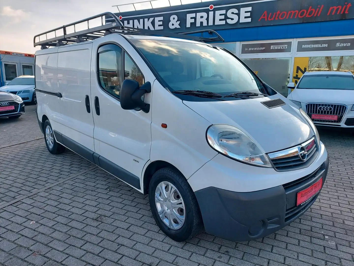 Opel Vivaro Kasten Kombi L2H1 2,9t Klima Blanc - 1