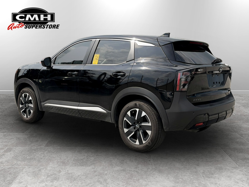 2025 Nissan Kicks SV  **CLEAN CARFAX - LOW MILEAGE** — снимка 1