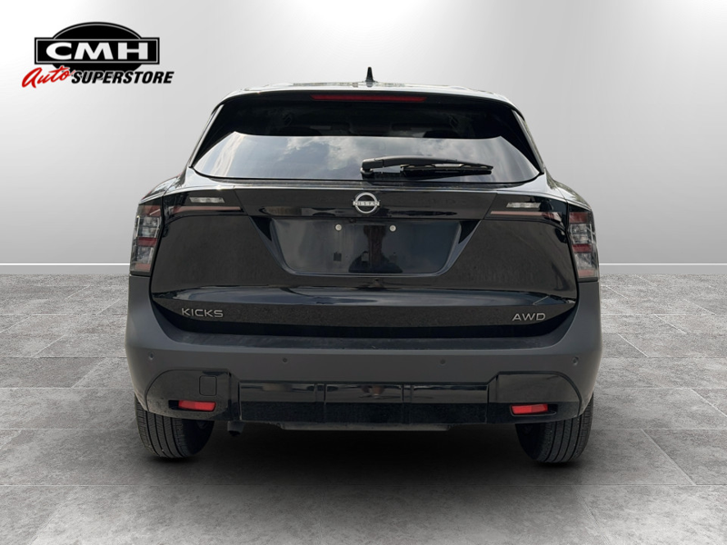 2025 Nissan Kicks SV  **CLEAN CARFAX - LOW MILEAGE** — снимка 1