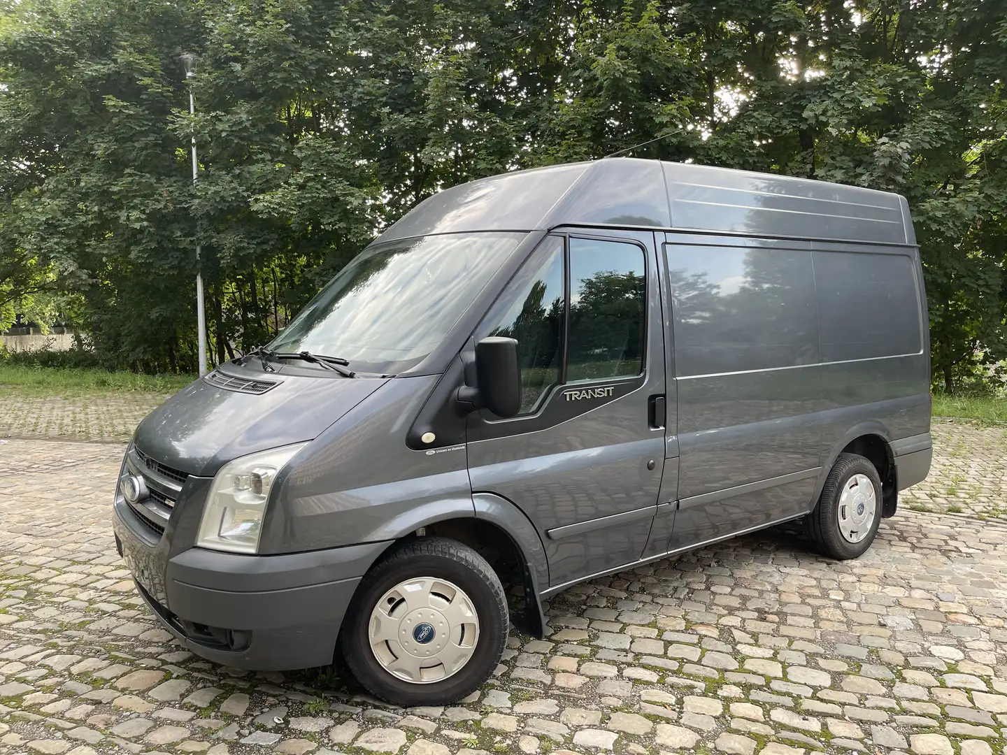Ford Transit 2.2 TDCi GARANTIE 1 AN / PRET A IMMATRICULER Gris - 1