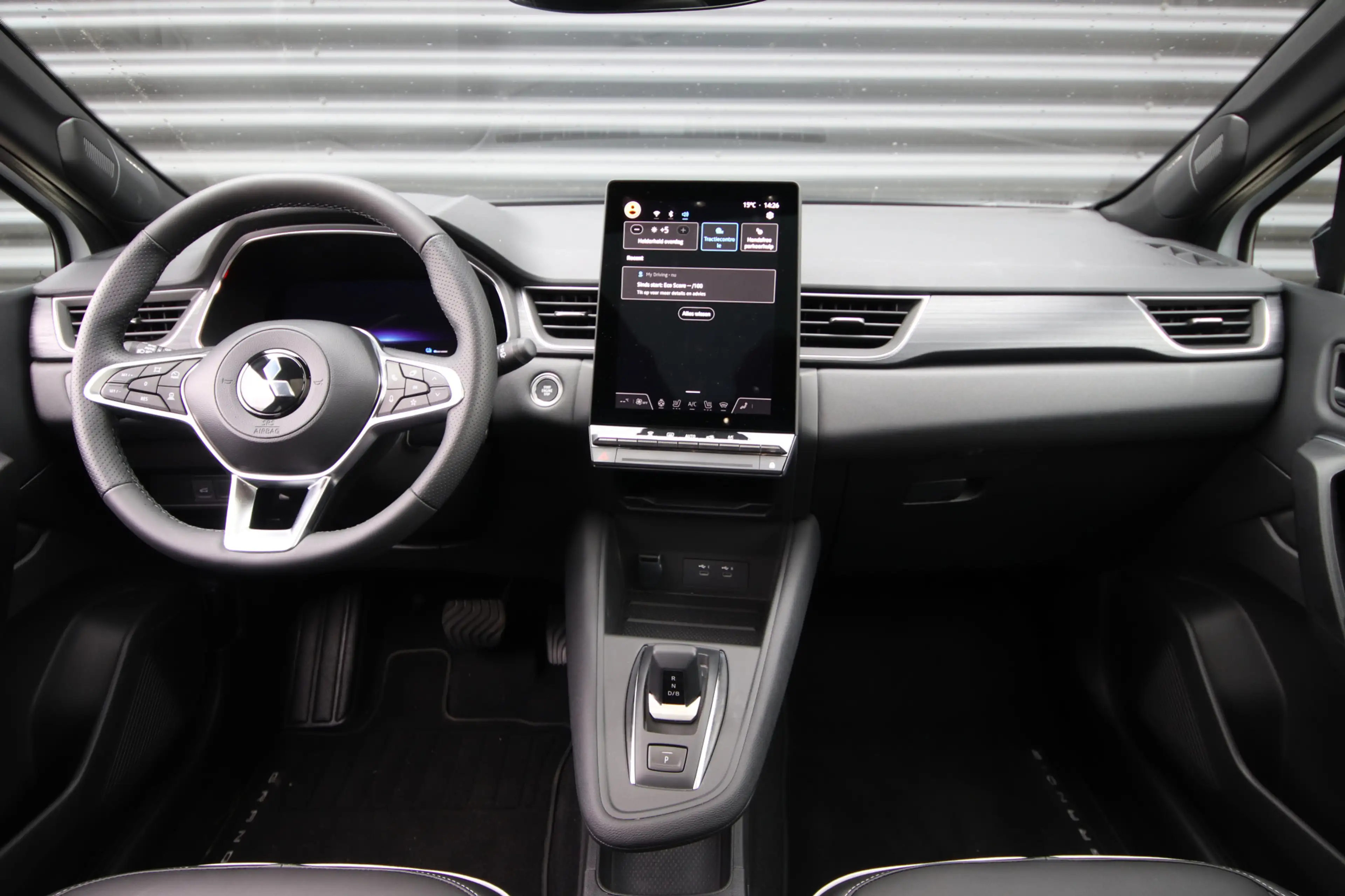 Mitsubishi Grandis 1.8 HEV Instyle Demo, glazendak, Trekhaak — photo 4