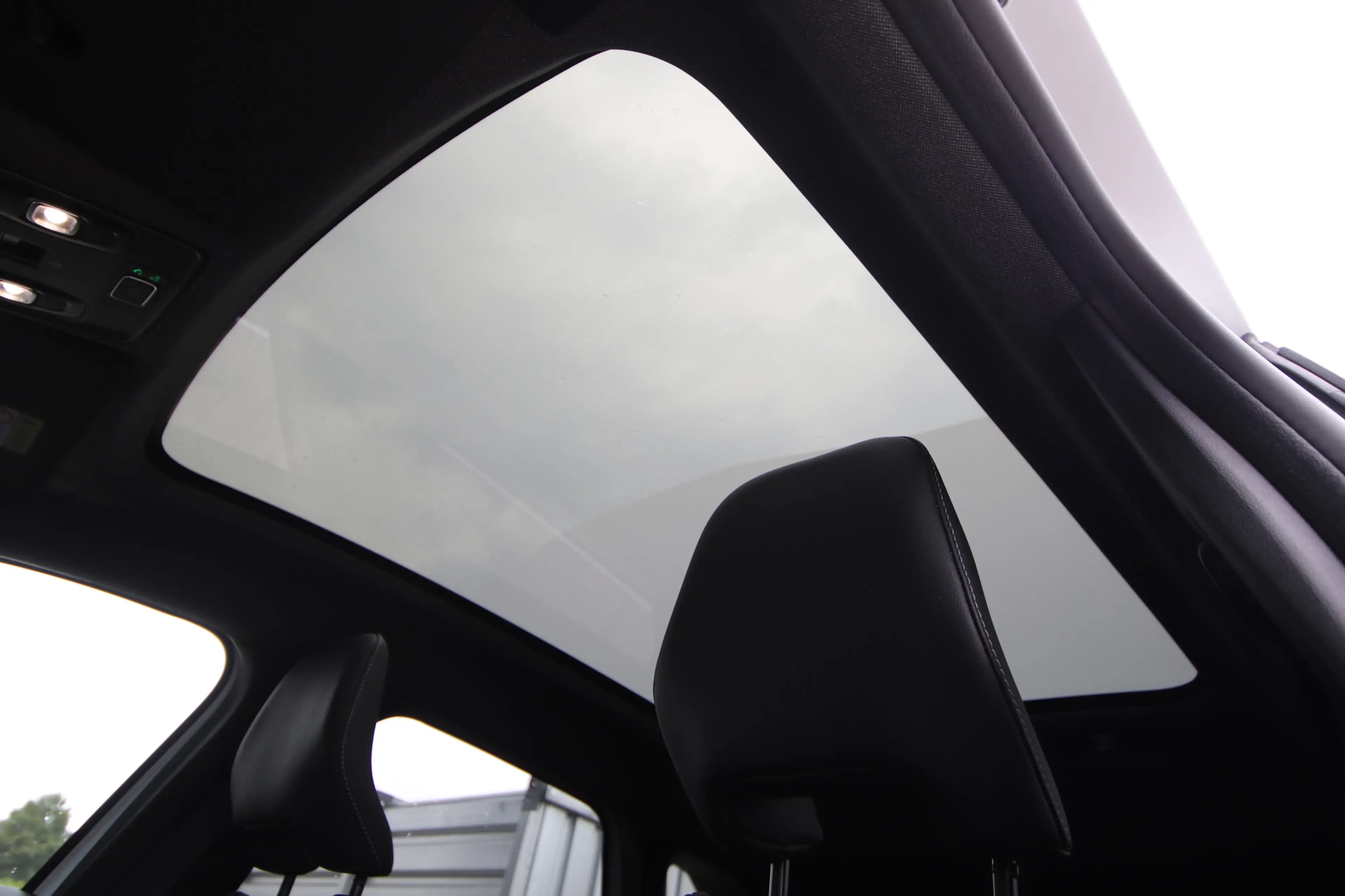 Mitsubishi Grandis 1.8 HEV Instyle Demo, glazendak, Trekhaak — photo 6