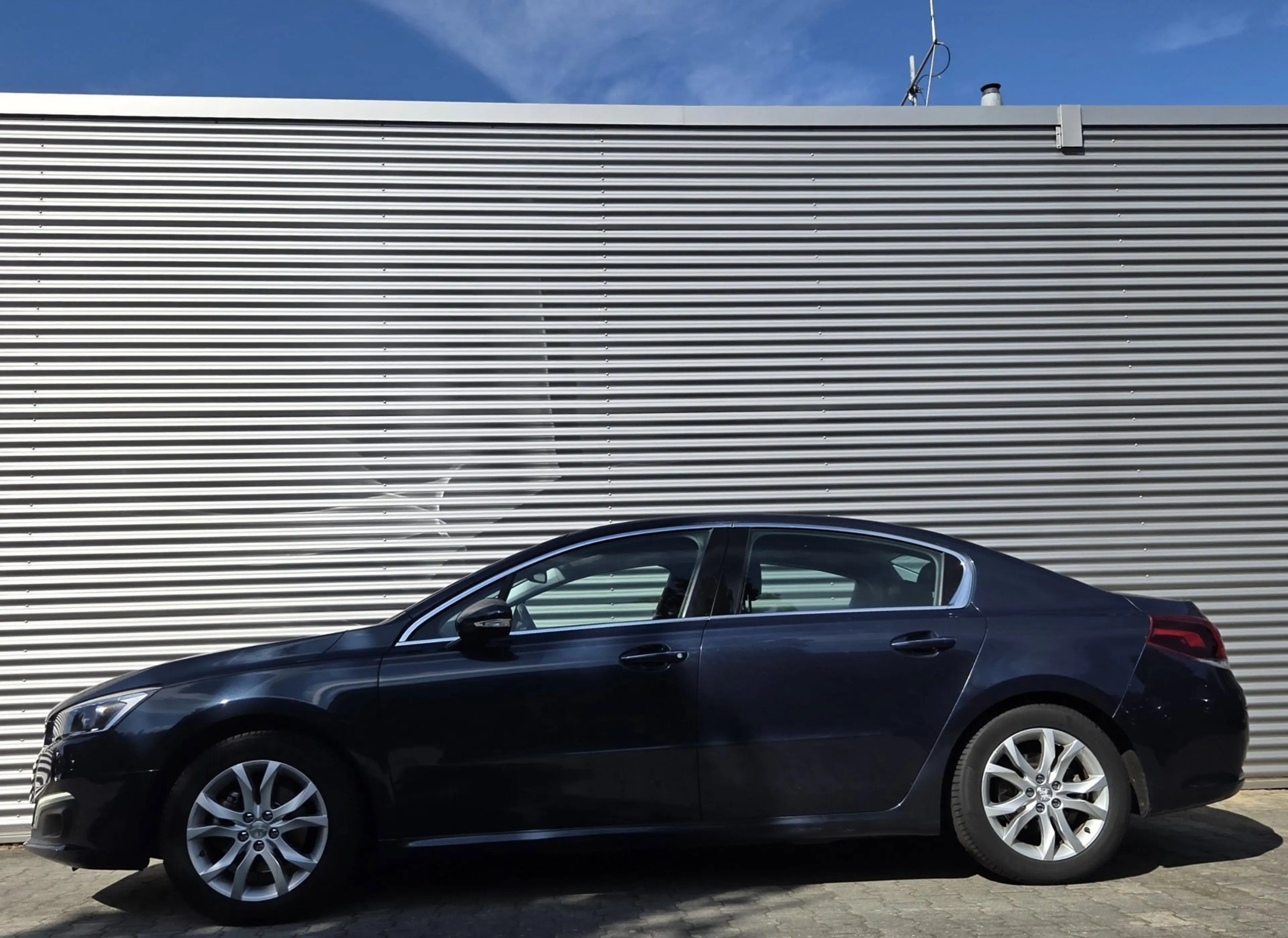 Peugeot 508 1.6 e-THP Allure AUT 06-2015 Bleu Bourrasque 91dkm — photo 2