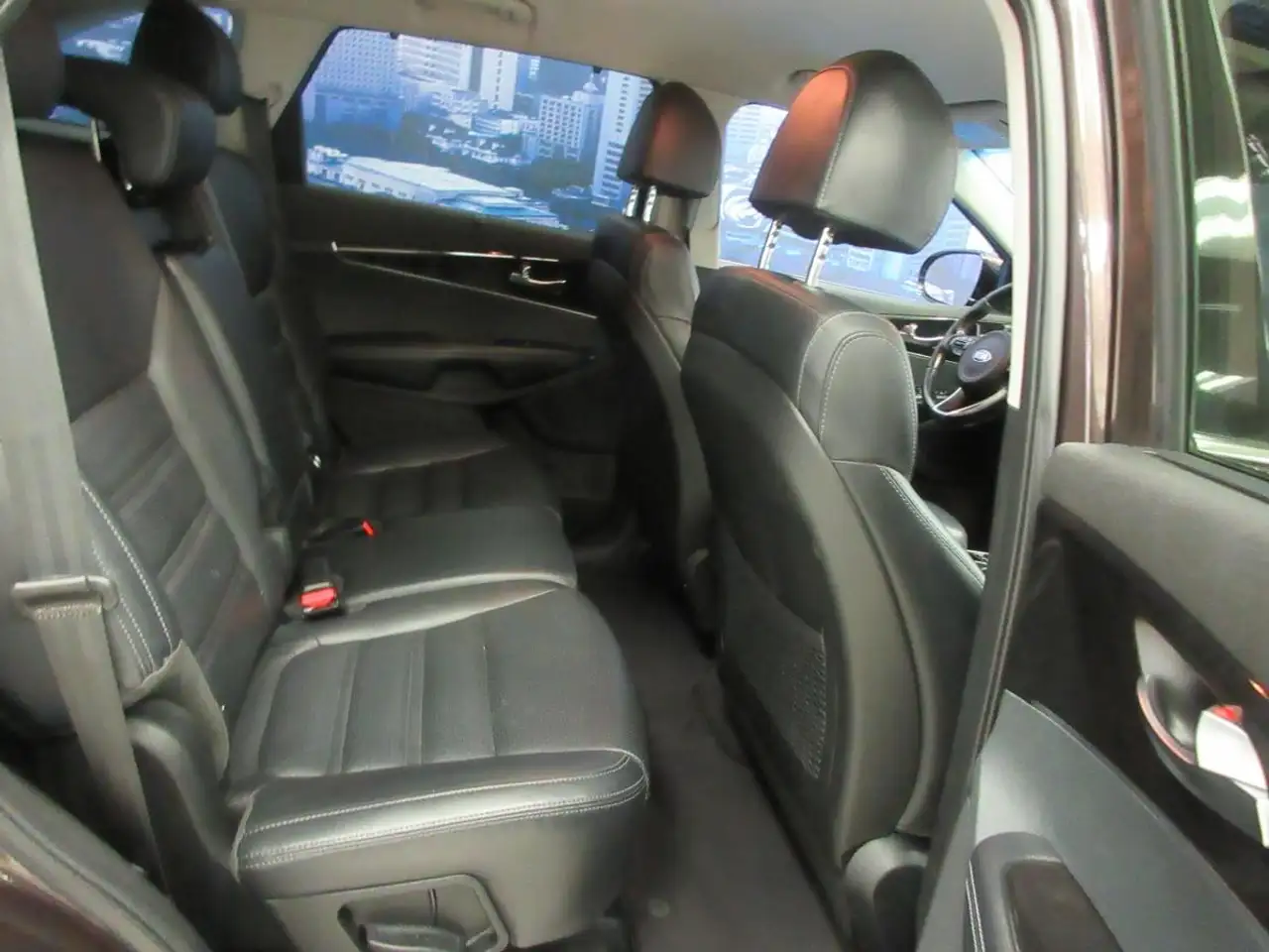 Kia Sorento photo Kia Sorento