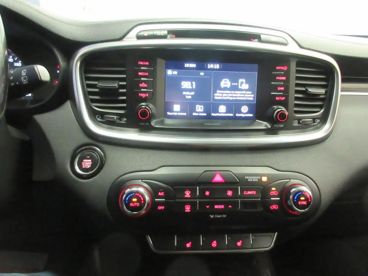 Kia Sorento photo Kia Sorento