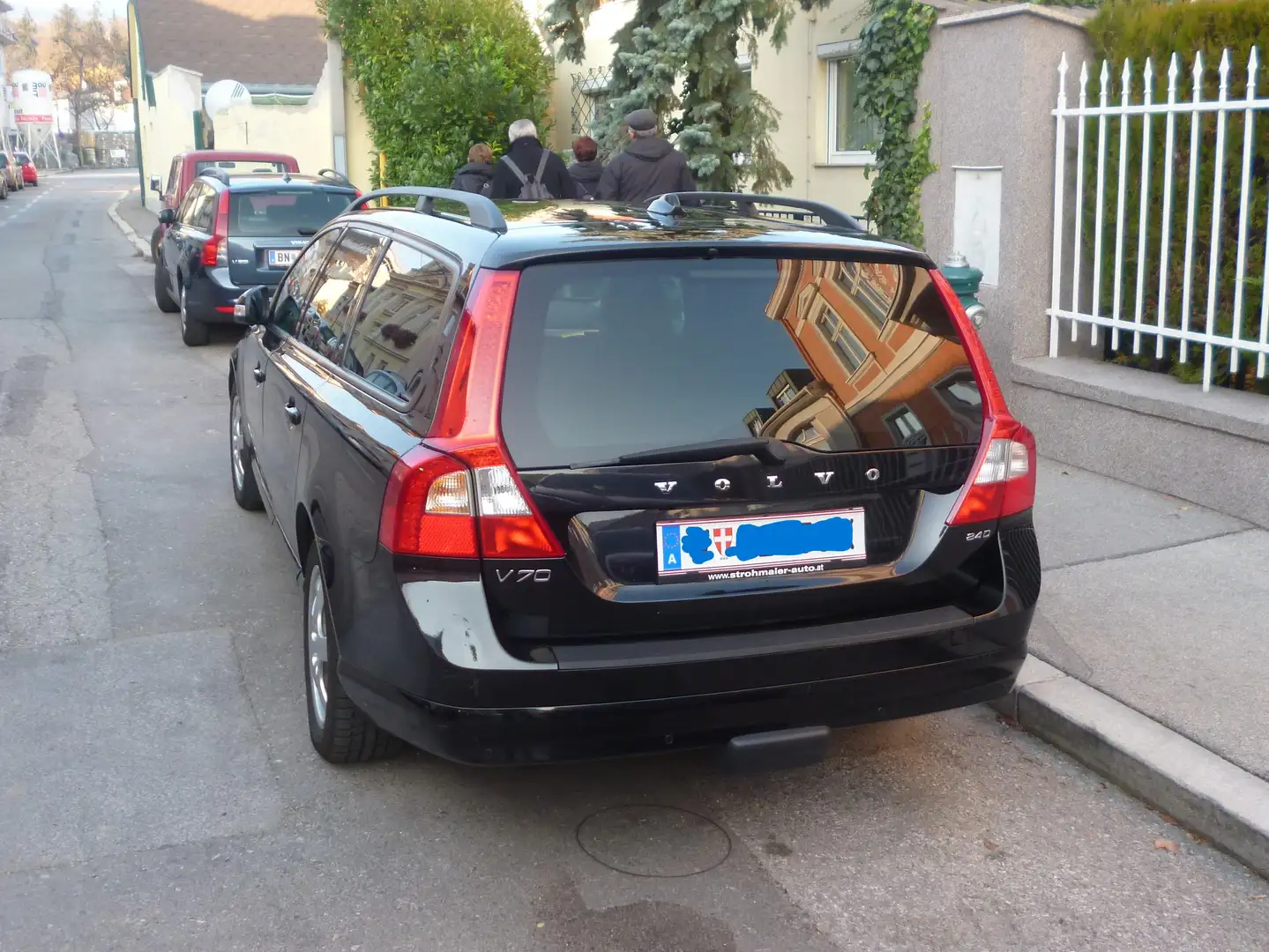 Volvo V70 V70 2,4 D Momentum Momentum Schwarz - 2