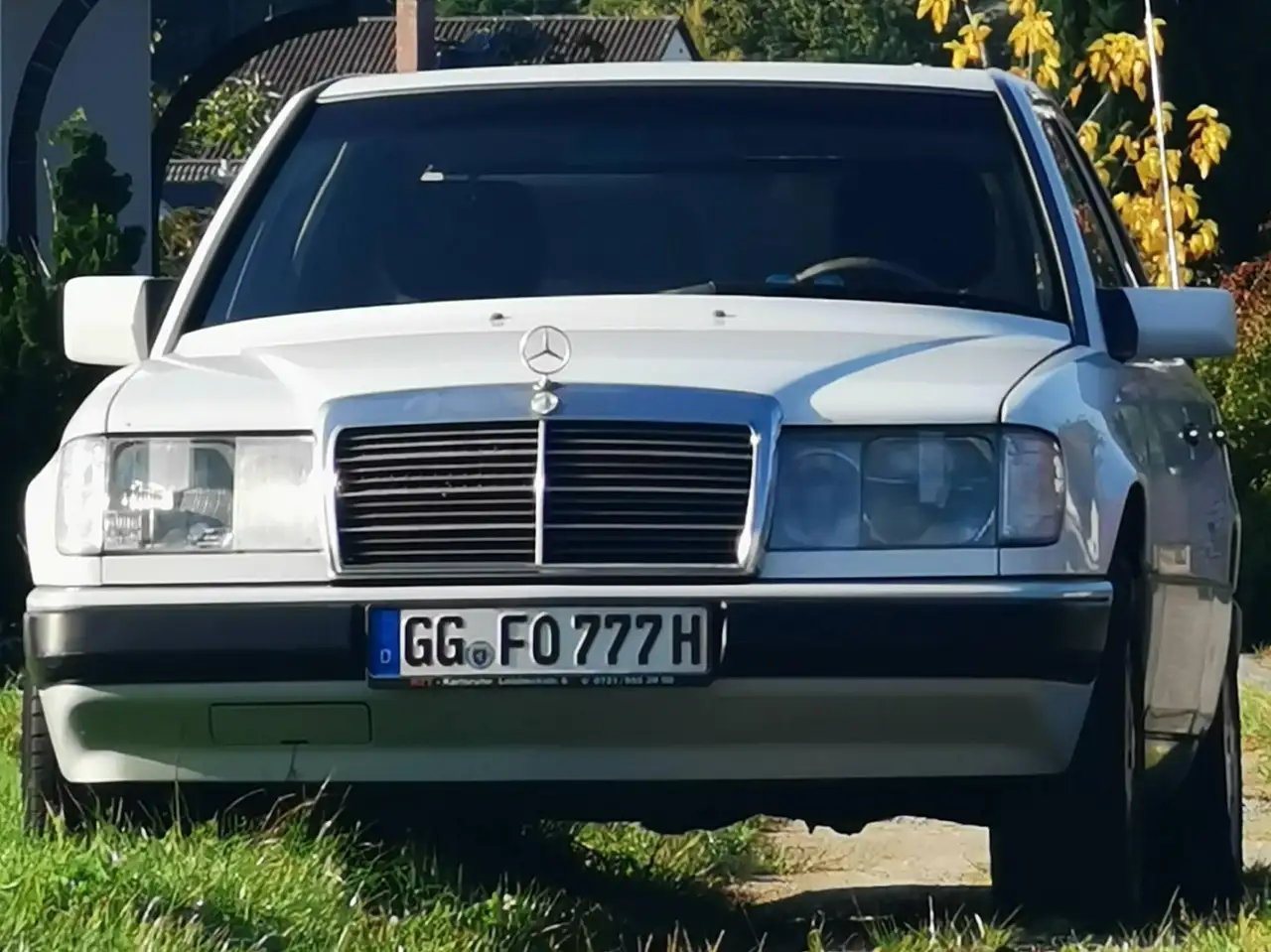 Mercedes-Benz E-Class E 200 1991
