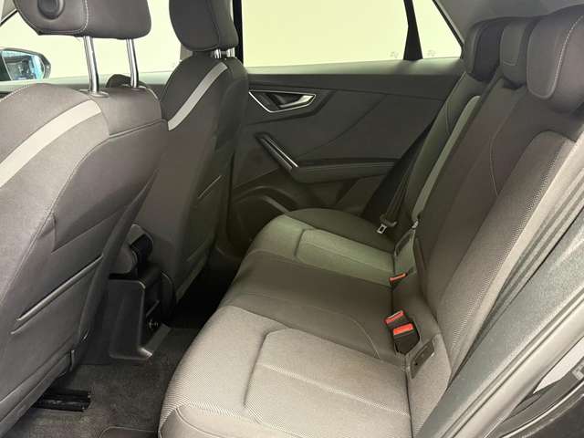 Audi Q2 — photo 12
