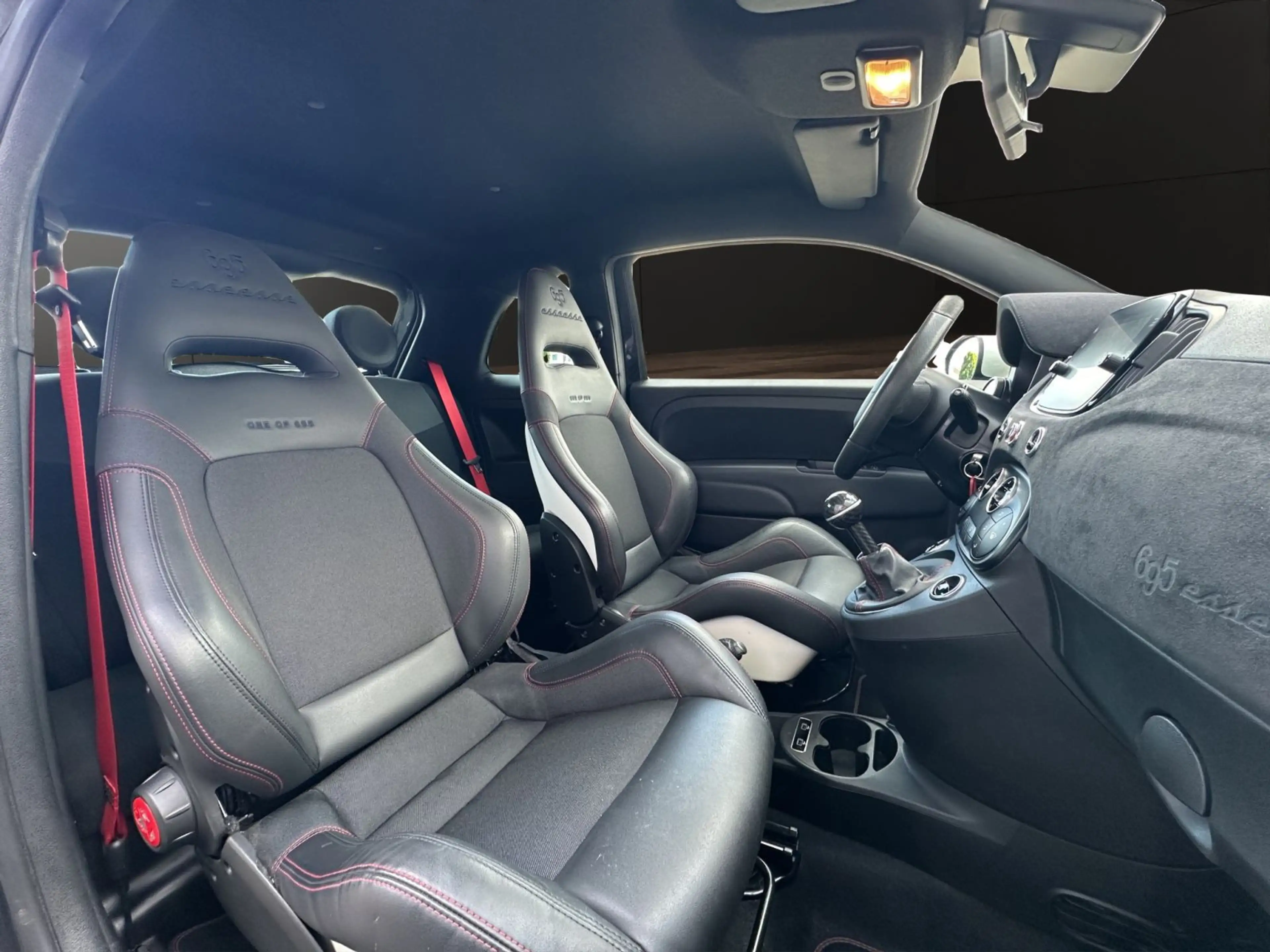 Abarth 695 Fiat Abarth 695 Esseesse — photo 6