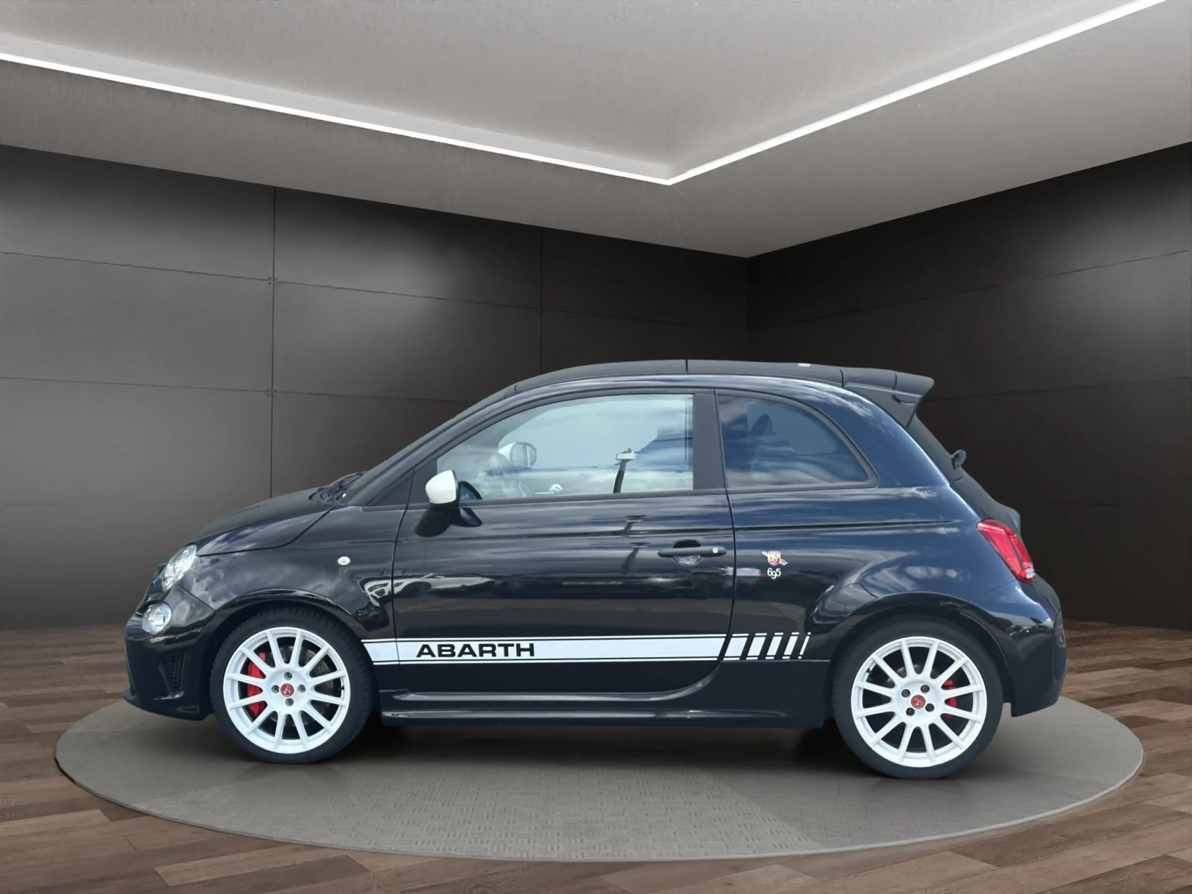 Abarth 695 Fiat Abarth 695 Esseesse — photo 12
