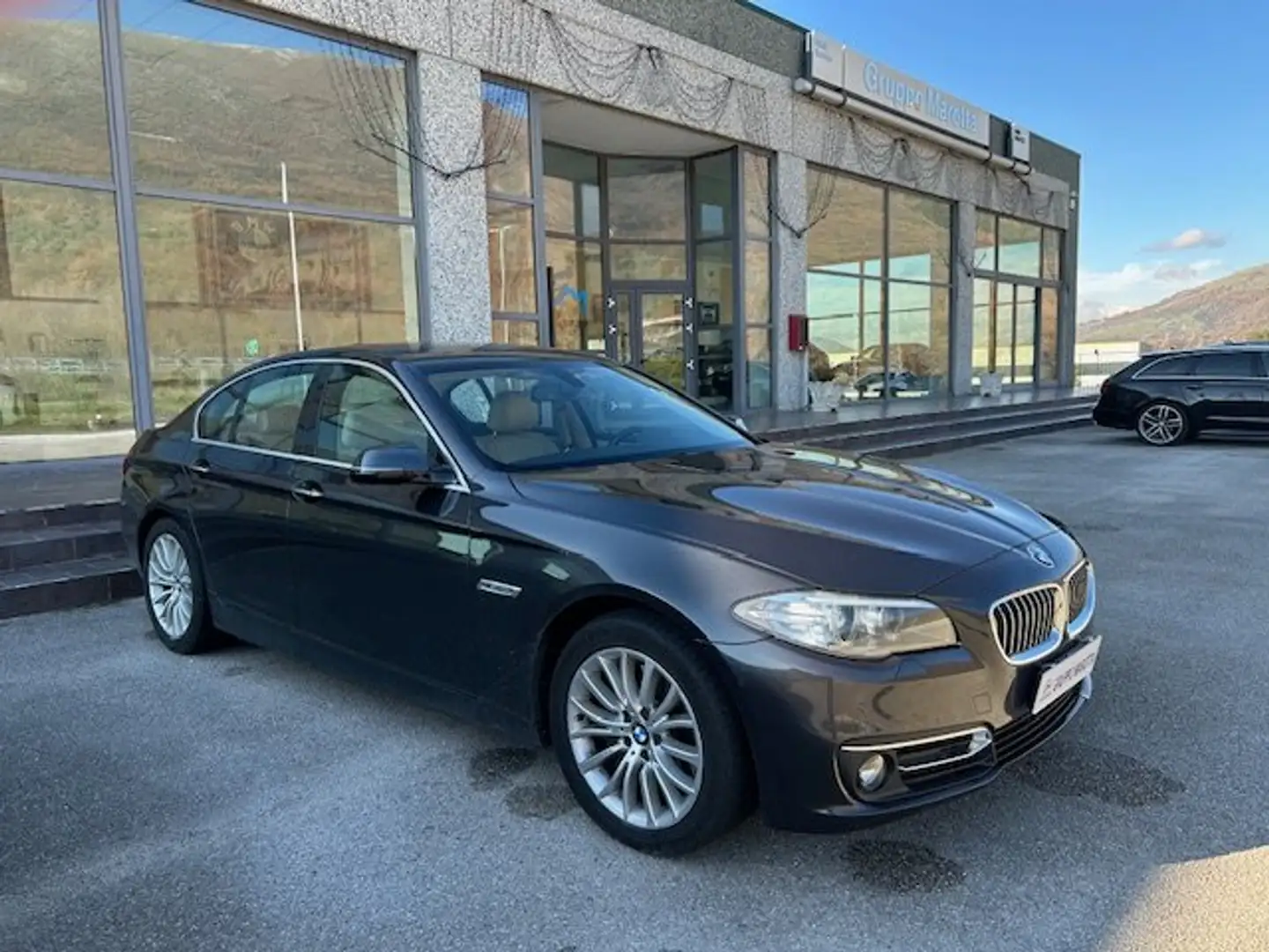 BMW 530 530d xdrive Luxury auto E6 Grigio - 1