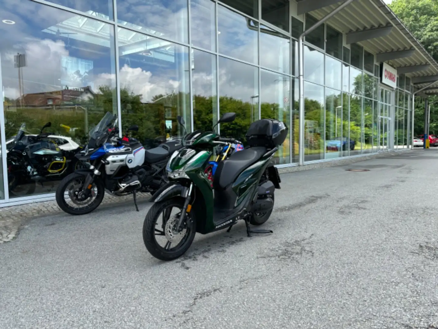 Honda SH 150i inkl. Topcase, Garantie Grün - 2