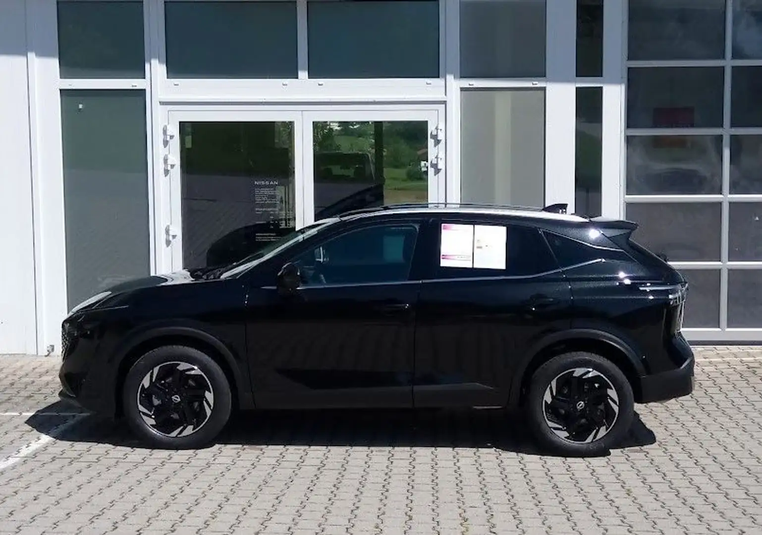 Nissan Qashqai 1.3DIG-T MHEV Xtronic N-Conn Navi/Klima Schwarz - 1