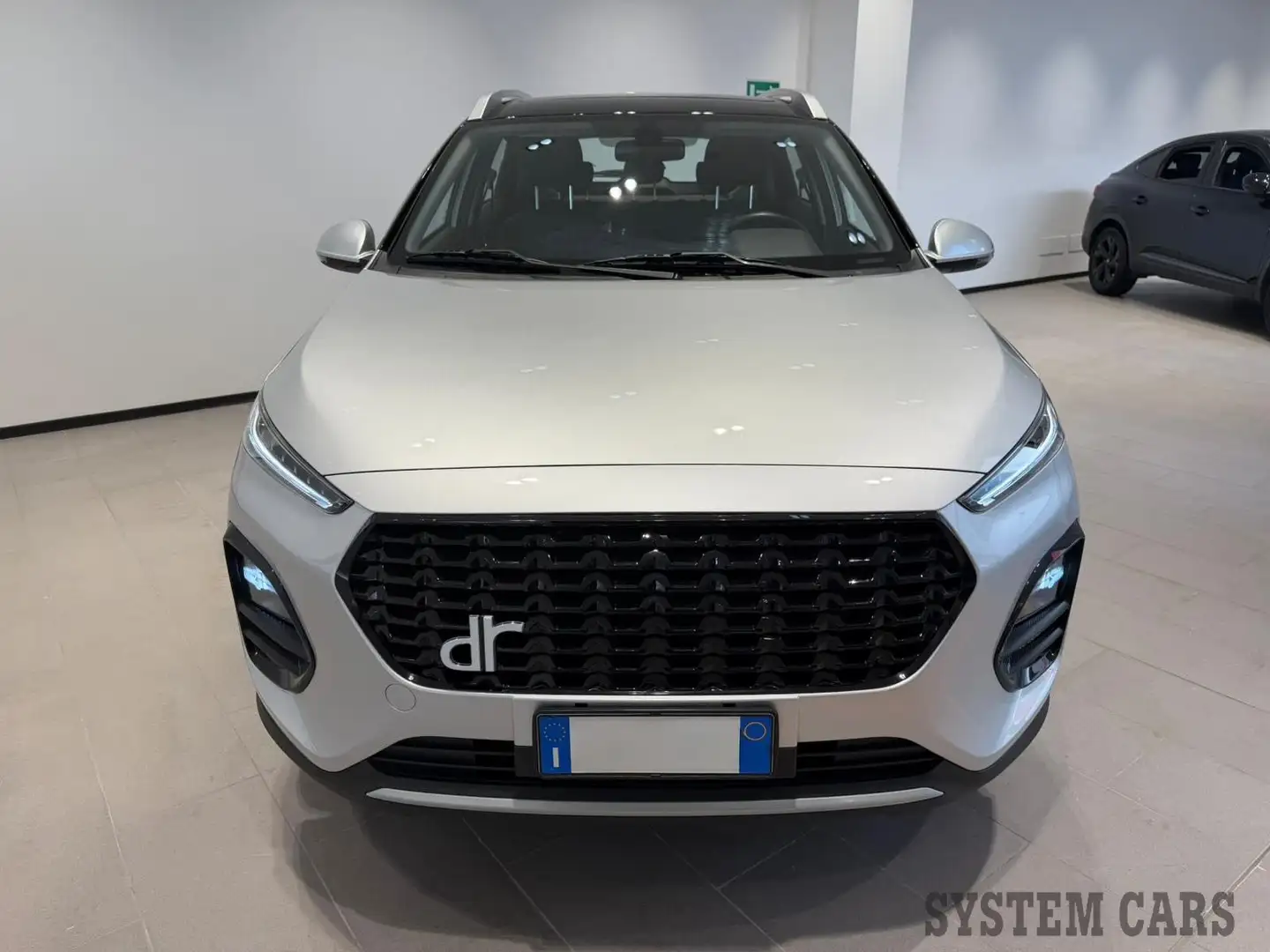 DR Automobiles DR 3.0 1.5 GPL CVT Silber - 2