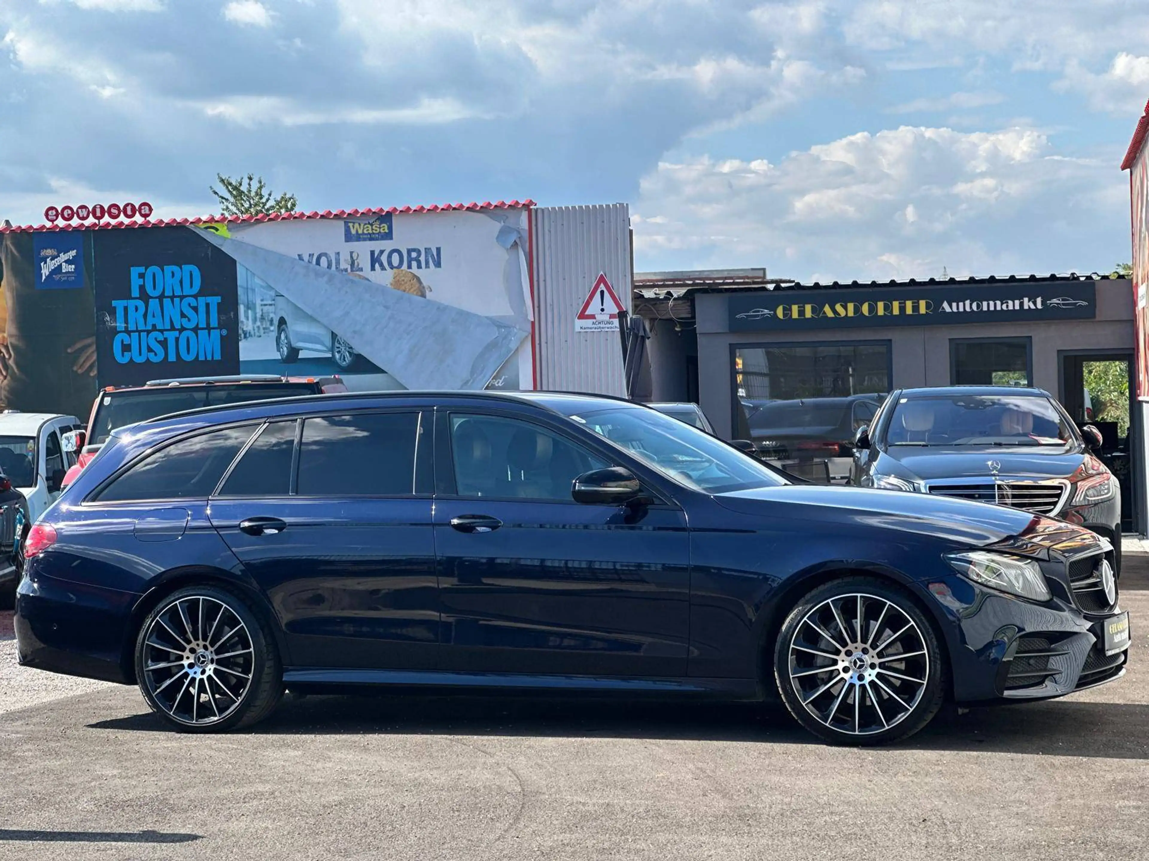 Mercedes-Benz E 350 E 350 d V6 Aut. AMG Line **Finanzierung**