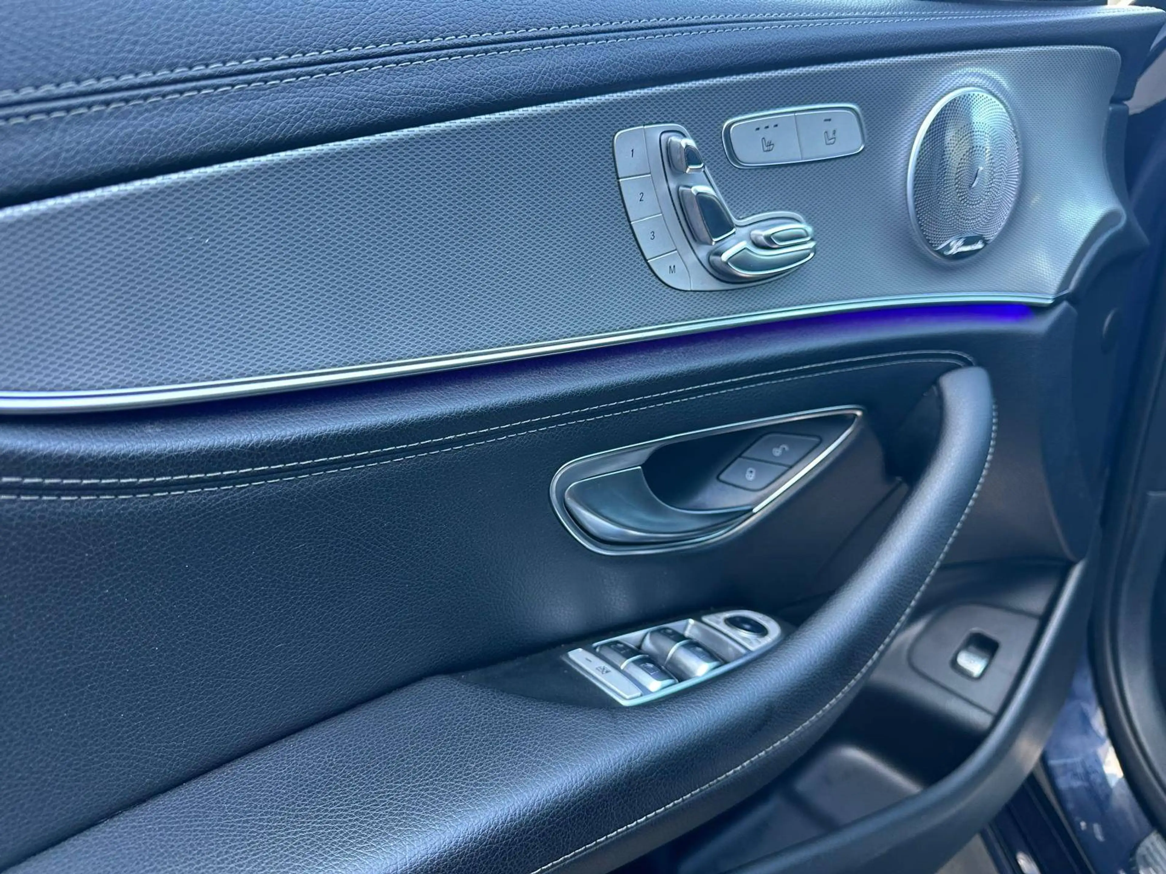 Mercedes-Benz E 350 E 350 d V6 Aut. AMG Line **Finanzierung** — photo 15