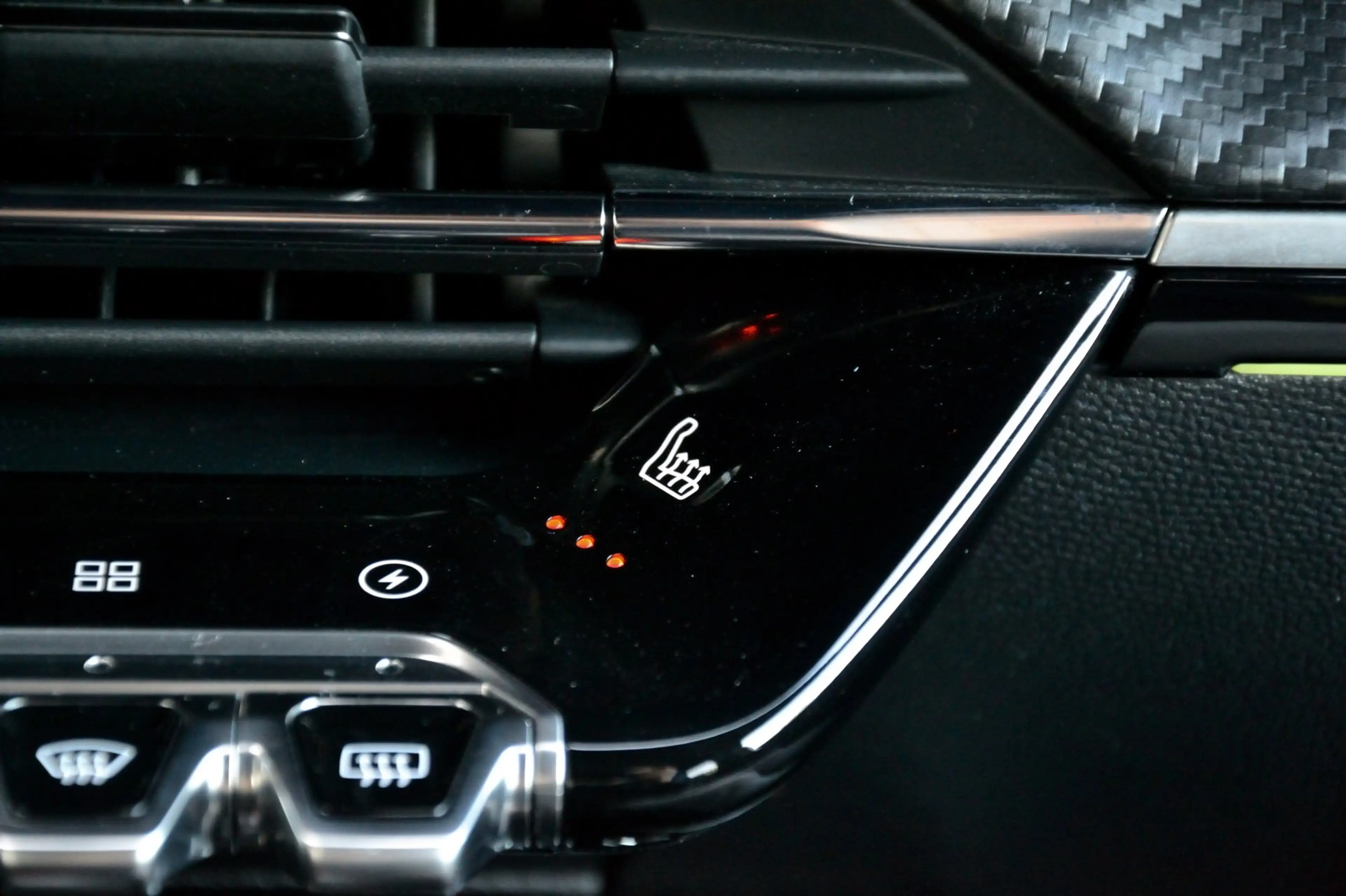 Peugeot e-208 GT 50kWh | Stoelverwarming | Achteruitrijcamera | — photo 23