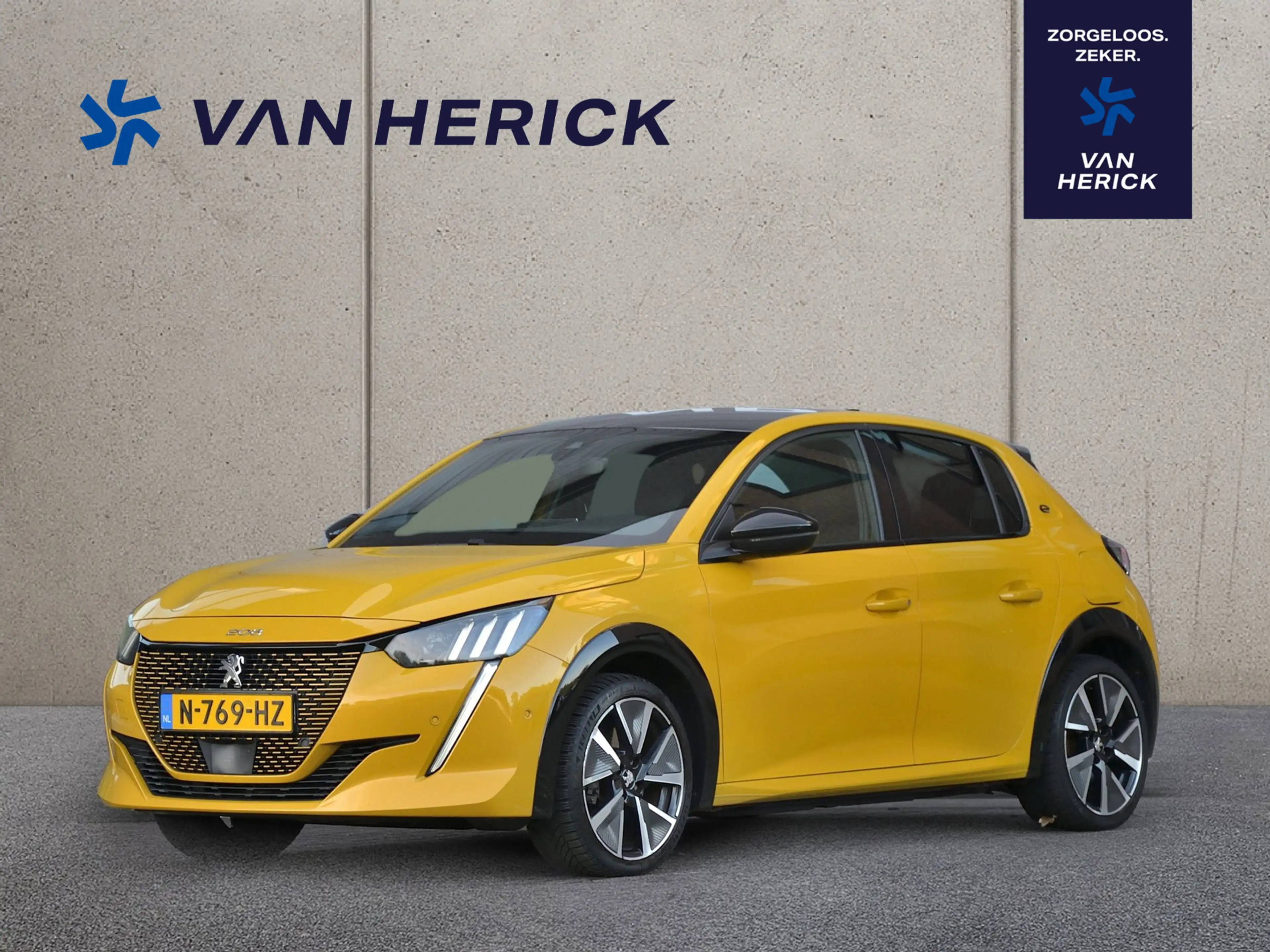 Peugeot e-208 GT 50kWh | Stoelverwarming | Achteruitrijcamera |