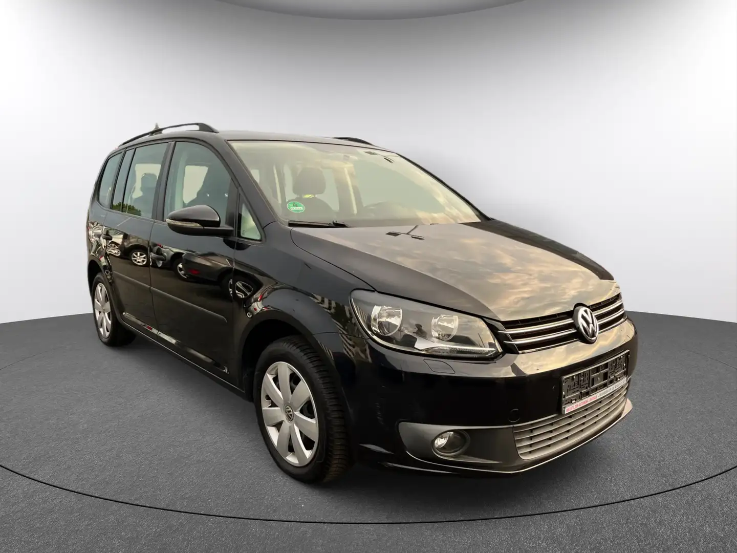 Volkswagen Touran Trendline Negro - 1