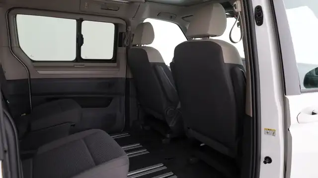 Volkswagen T7 California VW T7 California Beach eHybrid 180 kW 4M Ansicht 18