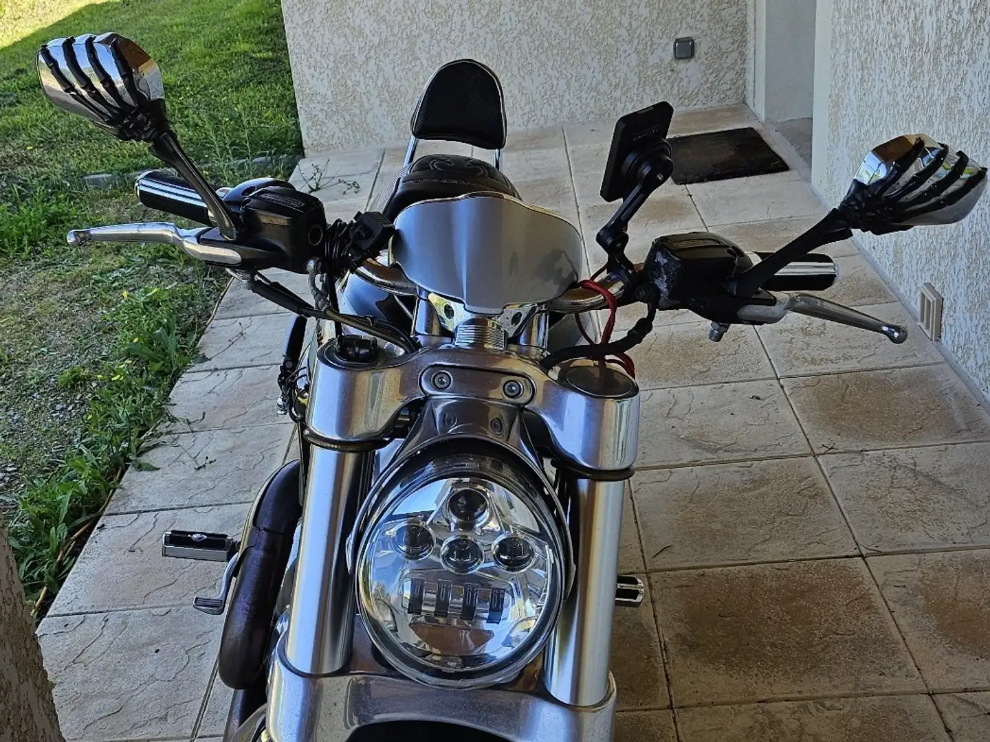 Harley-Davidson VRSC Street Rod Schwarz - 2