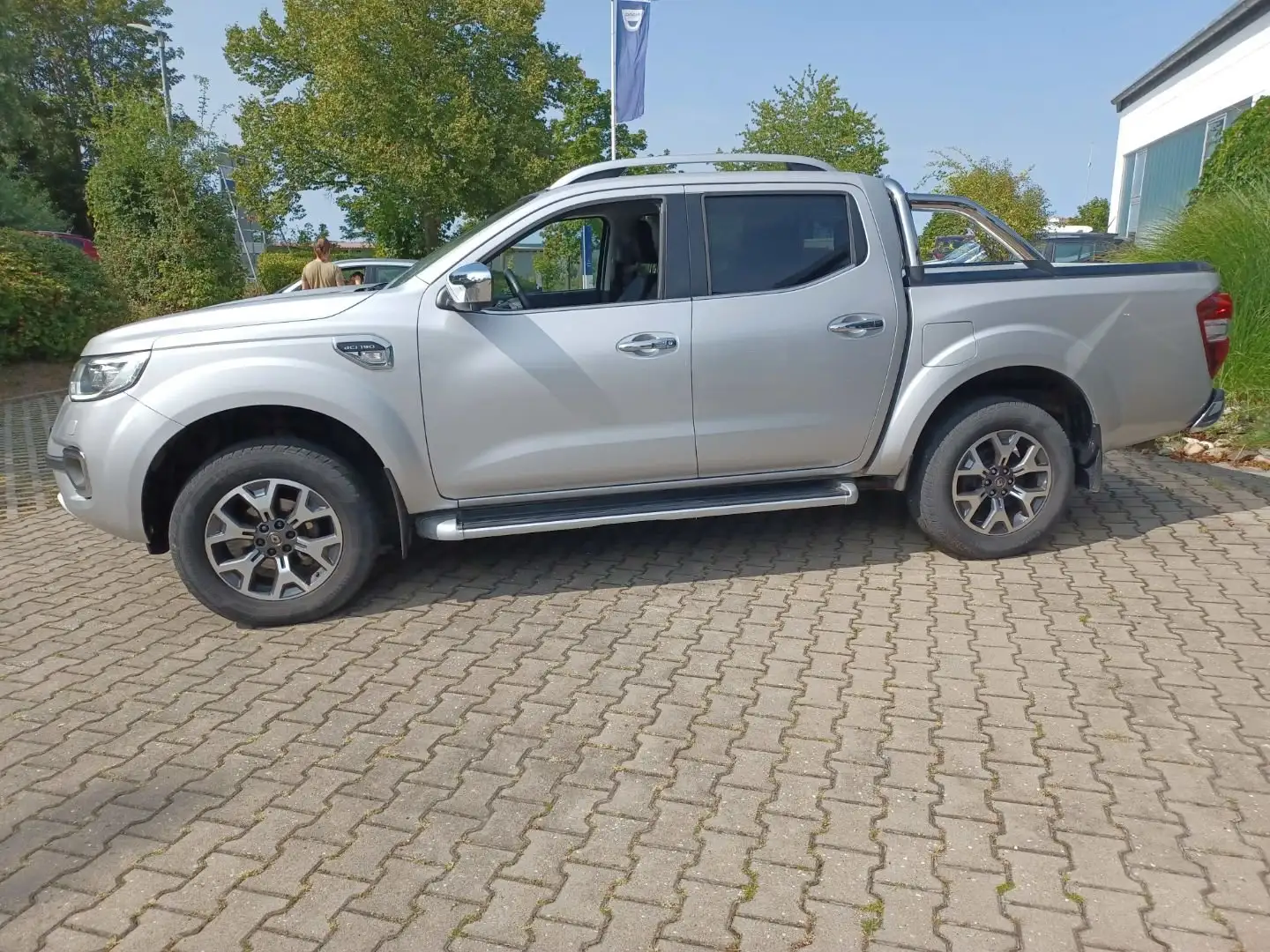Renault Alaskan Intens Double Cab 4x4  AHK 3,5t  Rollo  Bügel Silber - 1