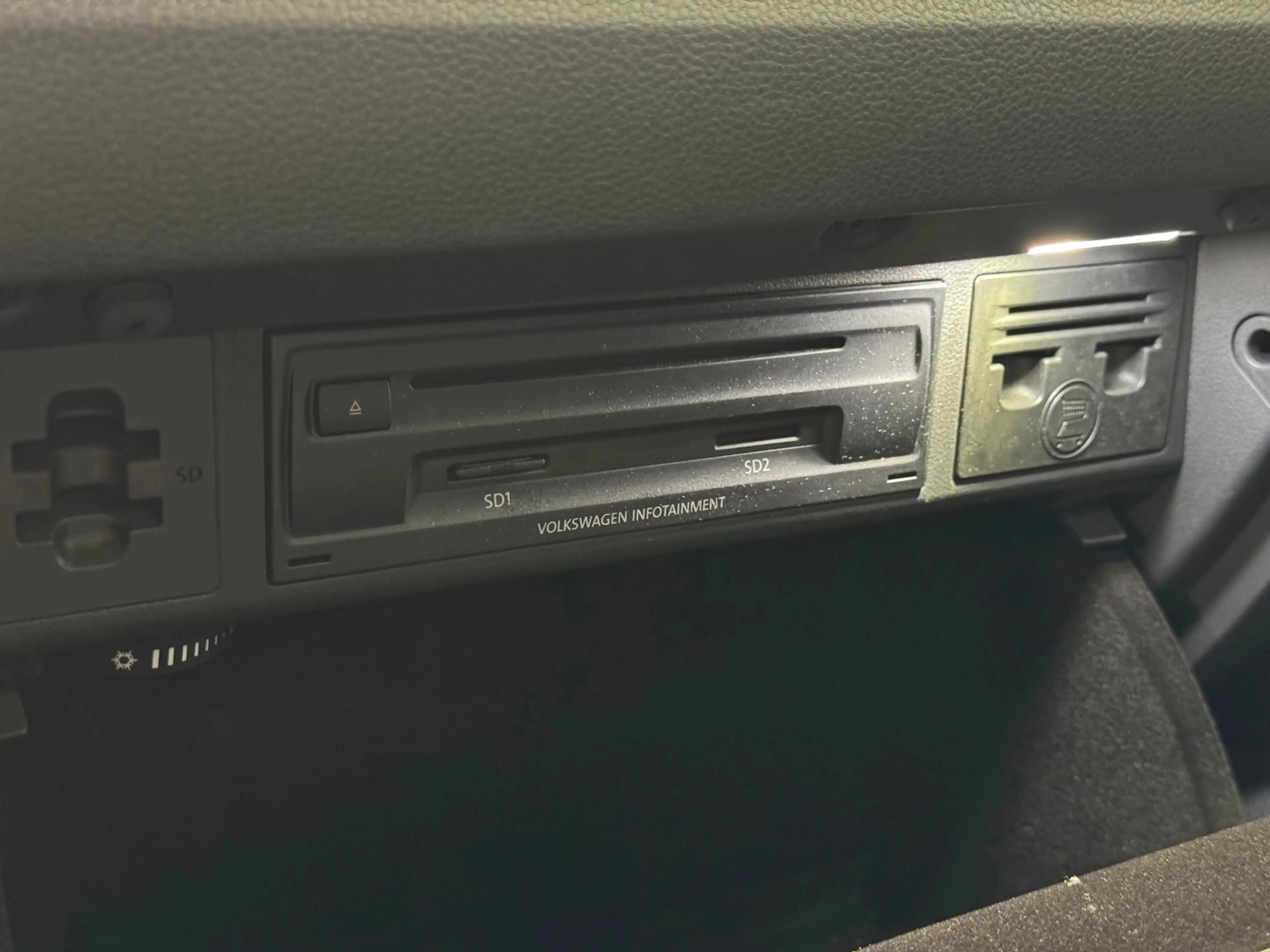 Volkswagen Golf Sportsvan 1.4 TSI Highline |Trekhaak|Clima|Stoelverwarming|C — photo 28